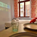 Les Loges Du Beffroi- La Pellicule King Size Apartment *